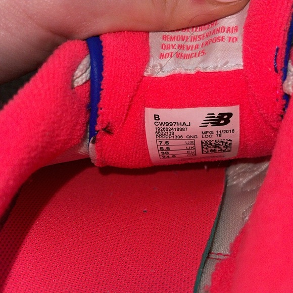 New Balance 997 'White Blue Pink' Women’s 7.5 - Picture 6 of 7